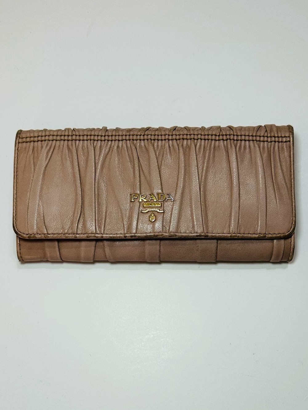 PRADA Beige Gaufre Nappa Leather Long Wallet Gold Logo Continental Wallet - Picture 2 of 16